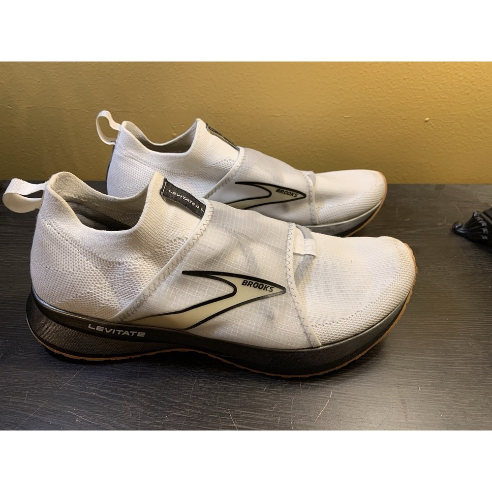 Brooks Levitate 4 LE Shoe Men Sz 8 White Black Lace Up Low Top Running - Picture 2 of 11